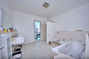 Immobilie in 53859 Niederkassel - Bild 11